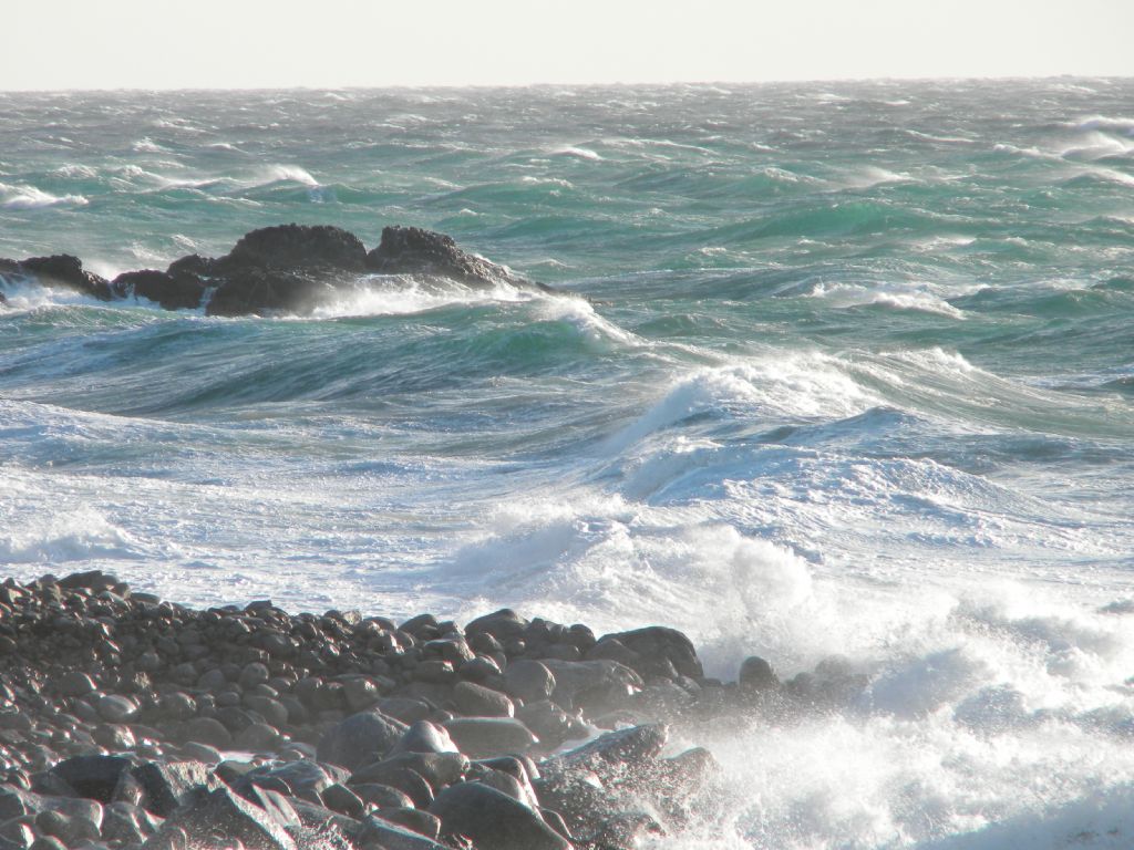 Allerta per mare agitato sull'Arcipelago e sulla costa pisano-livornese