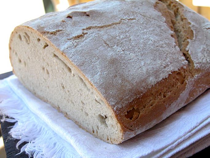 Pane 'sciocco' toscano, tre ingredienti tre in cerca di Dop