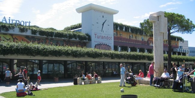 Aeroporto Galilei, firmato accordo per lo spostamento di Borgo Cariola