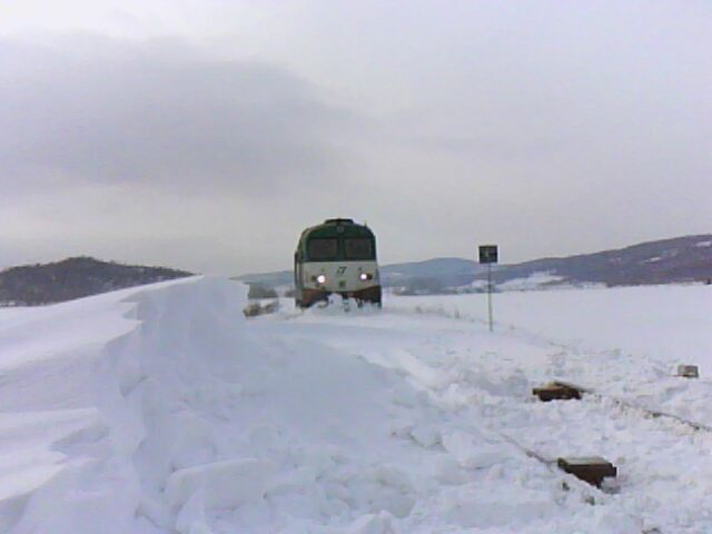Emergenza neve, Ferrovie dello Stato decide per domani chiusura di tre linee regionali