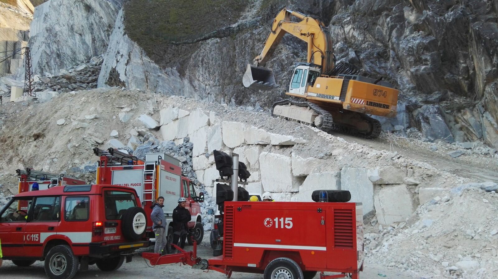 Frana Apuane, Ciuoffo:
