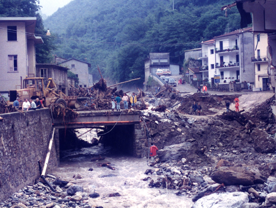 Nel ventennale dell'alluvione Fratoni a Cardoso: