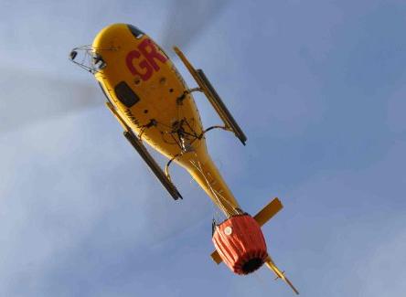 Incendio a Firenzuola (FI), 2 elicotteri impegnati in operazioni spegnimento