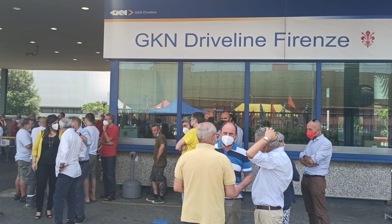 Immagine Gkn, l'assessora Nardini alla fabbrica di Campi Bisenzio  