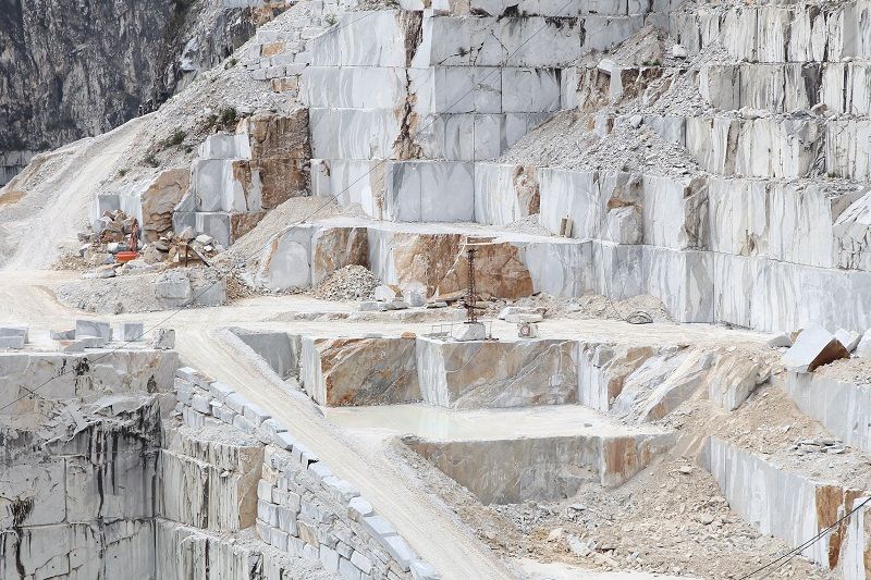 Cave, Rossi e Ceccarelli: