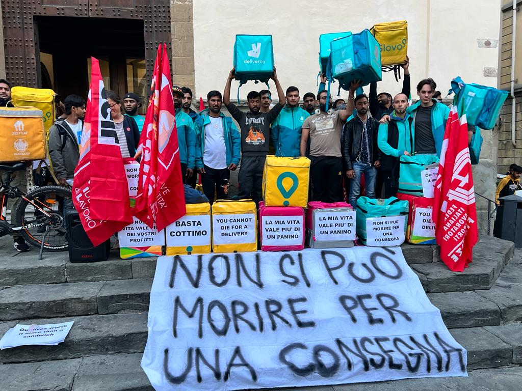 Rider in sciopero, Giani e Nardini al presidio: