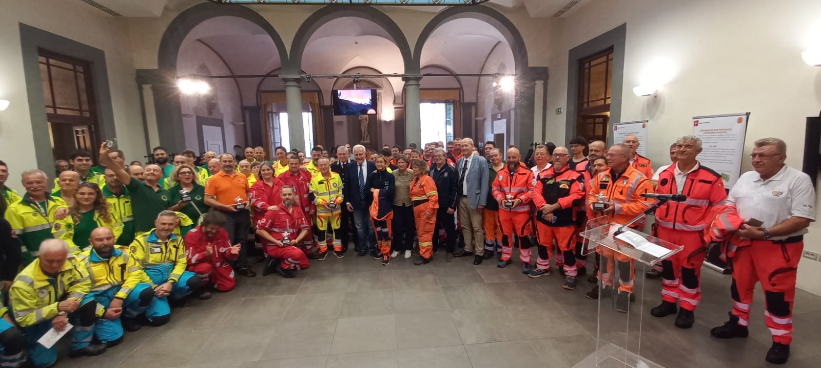 Giani e Saccardi premiano e ringraziano i volontari dell’anticendio boschivo