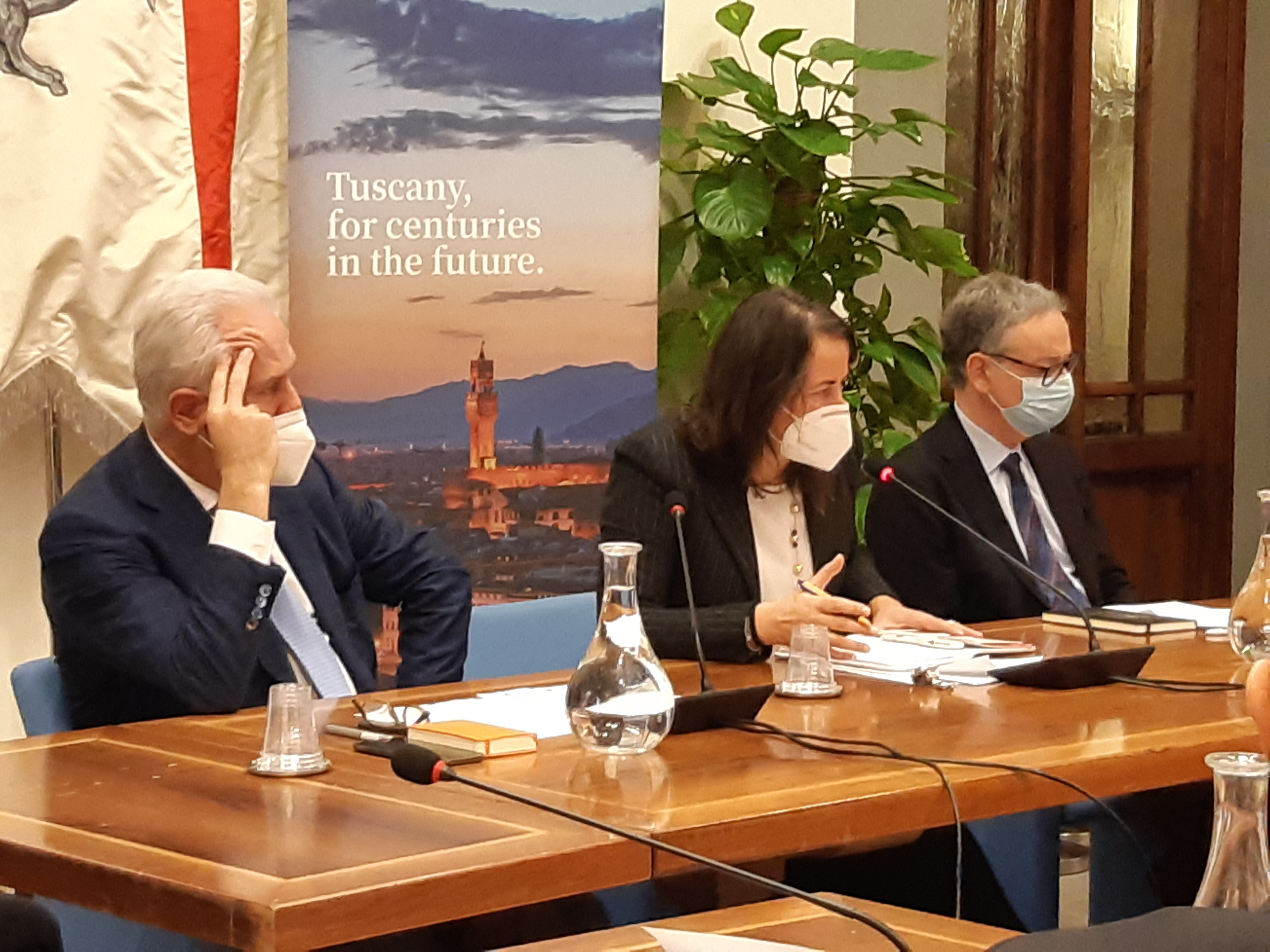 Sedici multinazionali raccontano perché hanno scelto di investire in Toscana