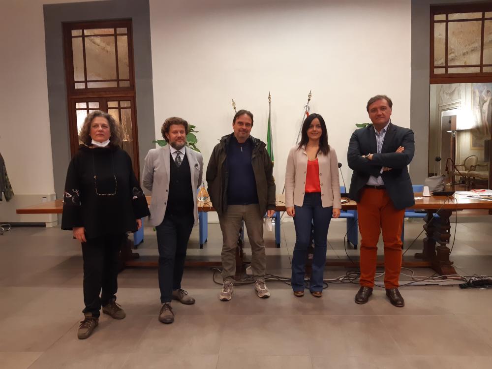La presentazione del progetto a Palazzo Strozzi Sacrati: da sinistra Gloria Lucchesi, Angelo Minisci, Matteo Tollini, Agnese Carletti, Leonardo Marras