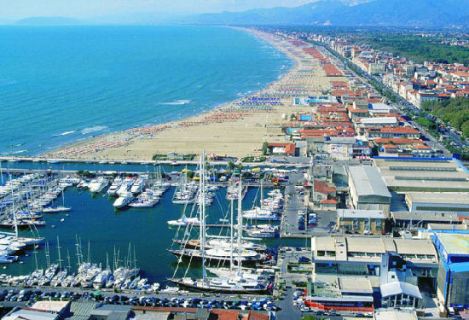 Fallimento Perini navi, preoccupazione per i lavoratori. Regione in contatto con sindacati