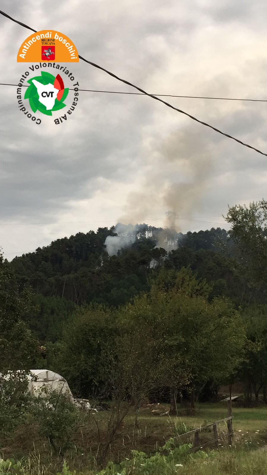 Incendi ad Altopascio e Camaiore (LU) e Cantagrillo (PT)