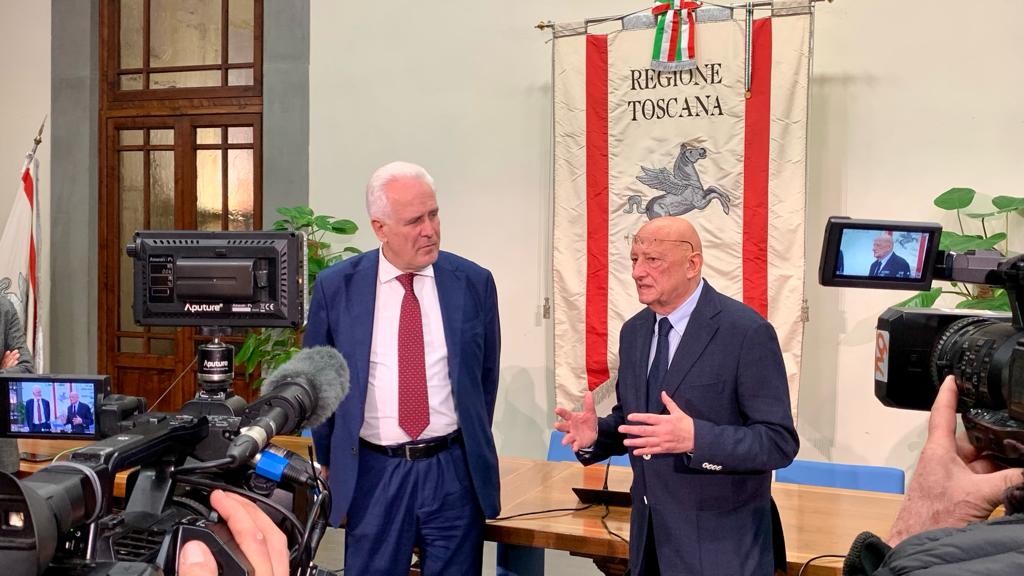 Giani durante gli auguri ai giornalisti: “Orgogliosi di vivere in Toscana”