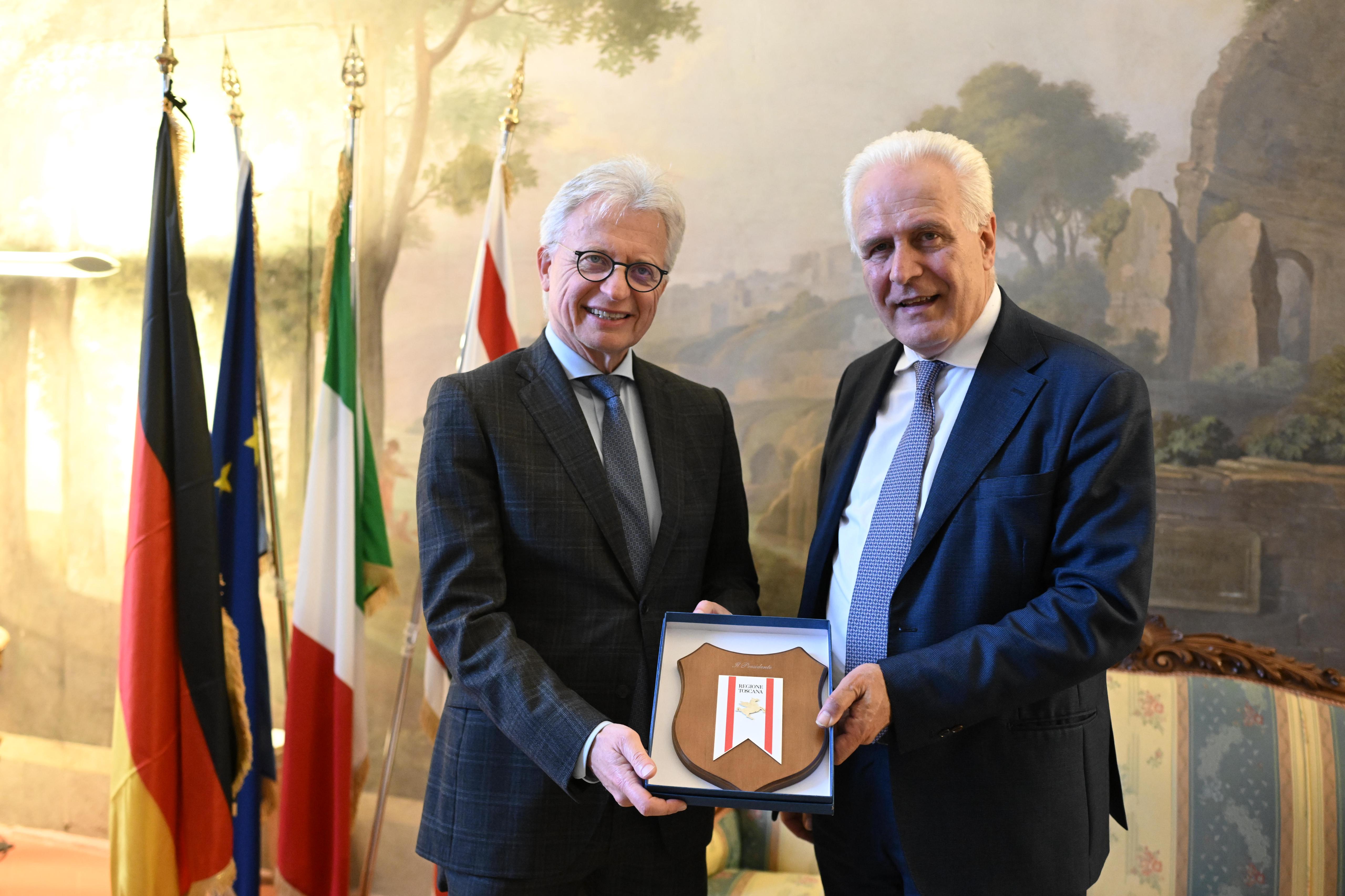 L’ambasciatore tedesco in Italia ricevuto a Firenze dal presidente Giani 