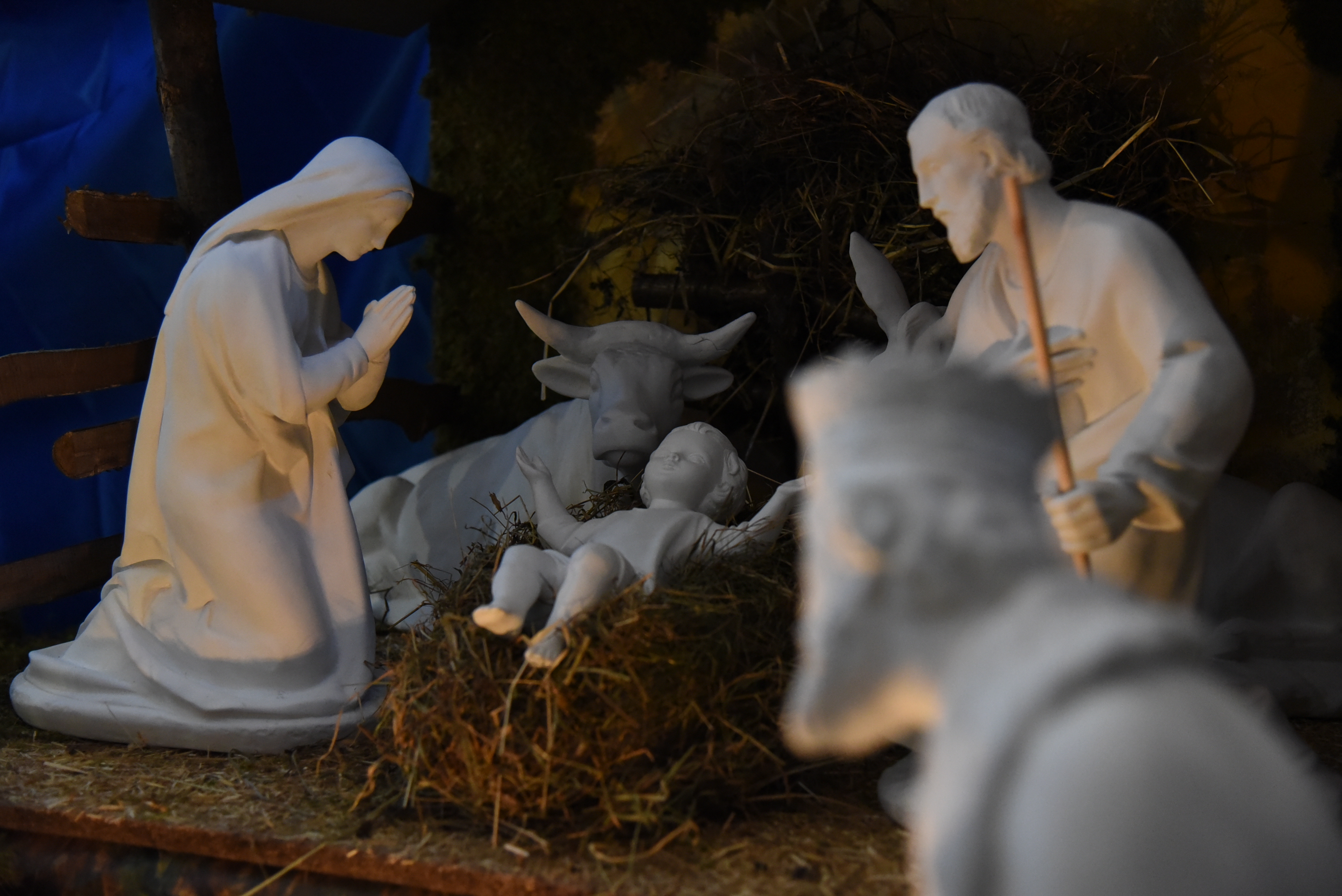 Le statuine dei figurinai lucchesi e la tradizione del presepe toscano nel mondo
