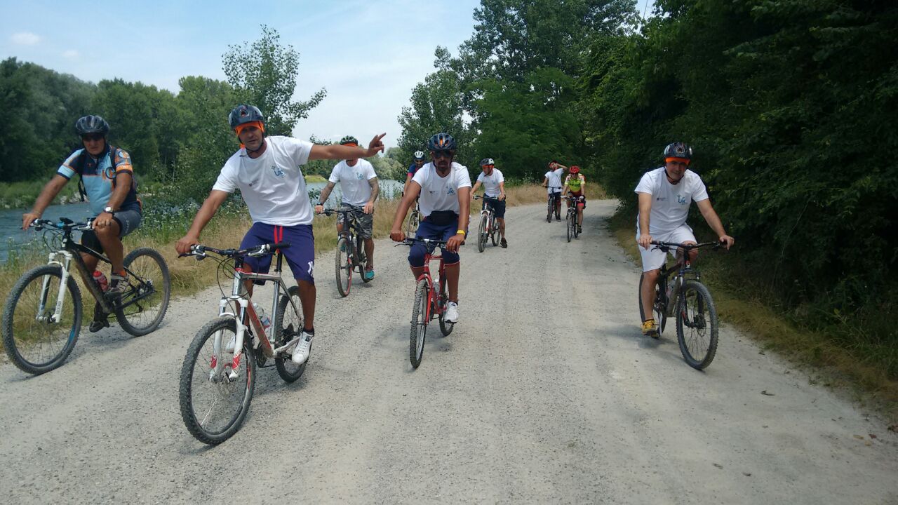 Attraverso l'Italia in bici per testimoniare l'impegno contro la droga