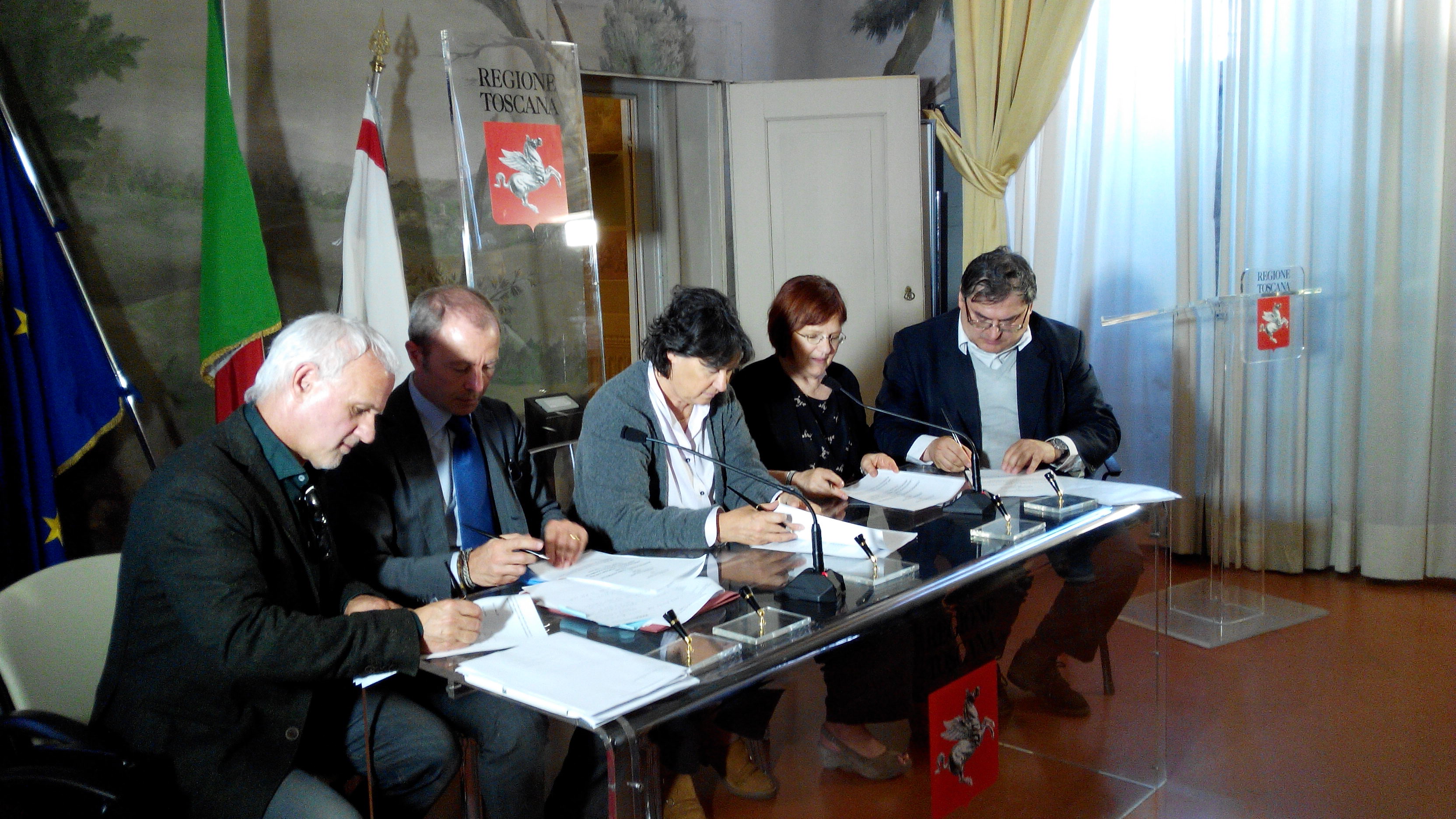 Inserimento lavorativo persone svantaggiate, firmato protocollo Regione-cooperazione sociale