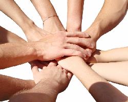 Si accendono le luci natalizie del Social housing, all’iniziativa di martedì 8 partecipa Serena Spinelli