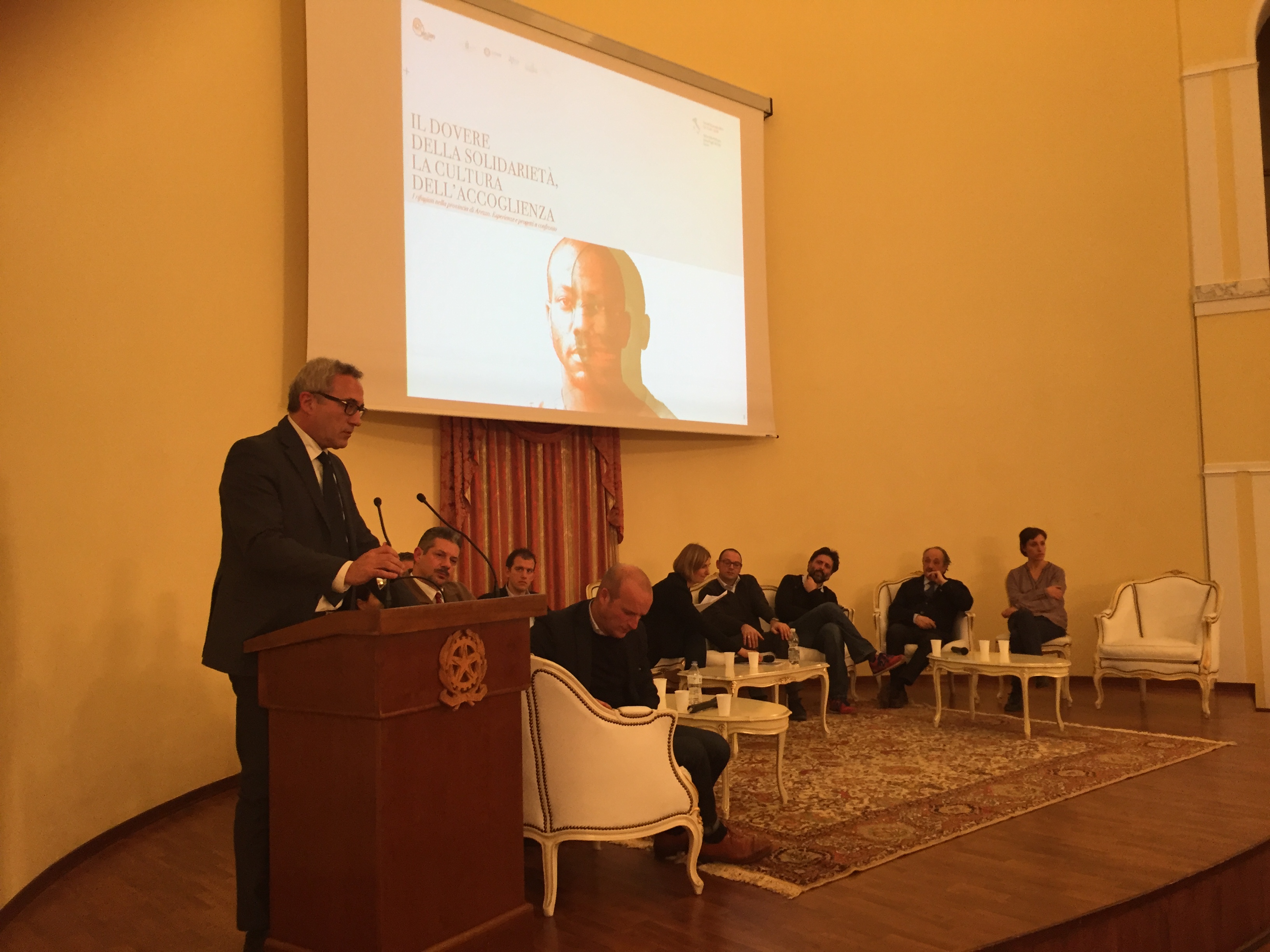 Accoglienza dei profughi, Bugli: