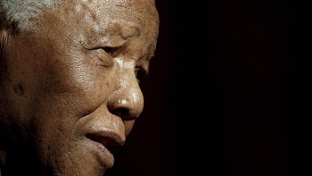 Martedì 18 luglio Mandela Day, ore 11 Saccardi pianta un albero al Mandela Forum