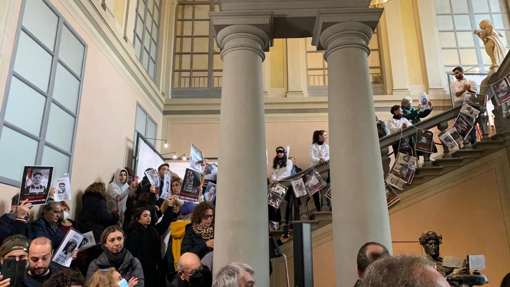 Firenze e la Toscana al fianco del popolo iraniano, le storie ricordate in piazza 