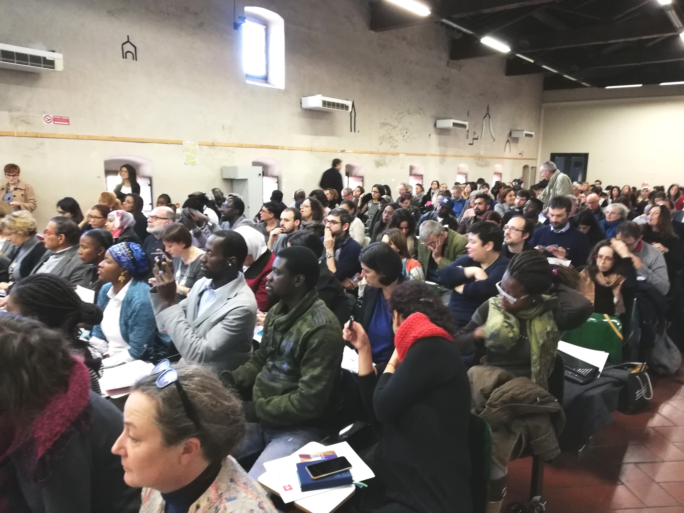 Gli stranieri in Toscana: 430.000 con 11.000 richiedenti asilo e 37.000 imprenditori