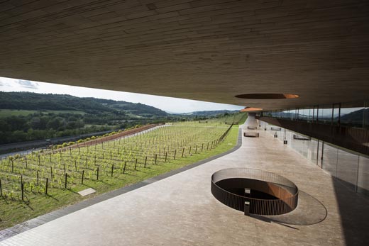 Premio “World best Vineyards” alla cantina Antinori, le congratulazioni del presidente Giani