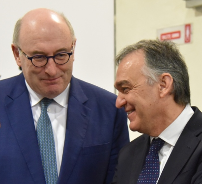 Agricoltura, Commissario Hogan disponibile a condizionare i finanziamenti al rispetto del lavoro