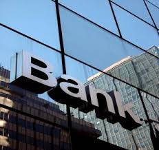 Credito, si allarga l'intesa Regione-banche: entrano Unicredit e banca Etica