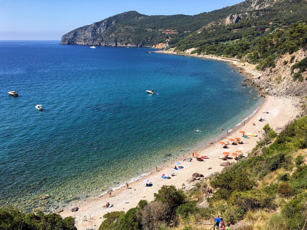 Centri estivi e spiagge libere, la Regione fissa le regole e Rossi firma una nuova ordinanza