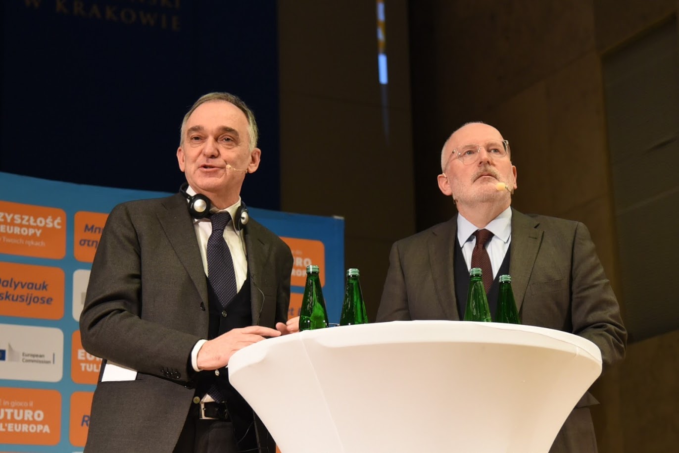 Cracovia, Rossi agli studenti: