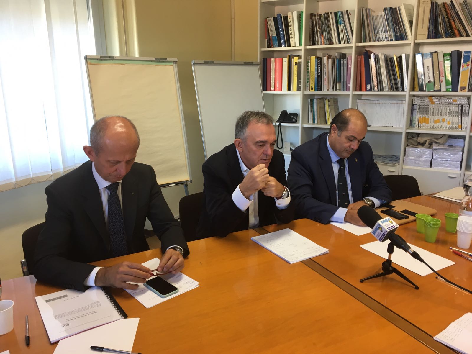 Rossi a Livorno: subito prestiti fino a 20mila euro a tasso zero per PMI e professionisti