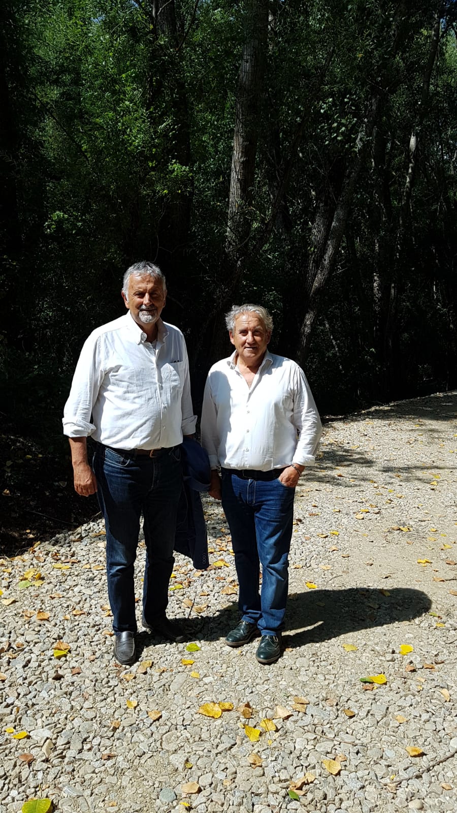 Ciclopista dell'Arno, il sopralluogo di Ceccarelli ai lavori nell'area della sorgente
