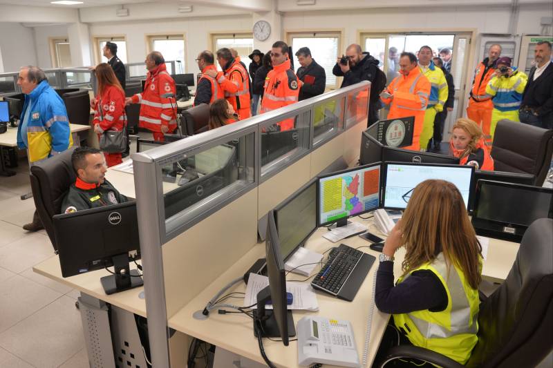 Evacuazione per disinnesco bomba, Fratoni e Saccardi: