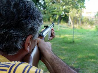 Caccia: preapertura il 1 settembre e deroga allo storno