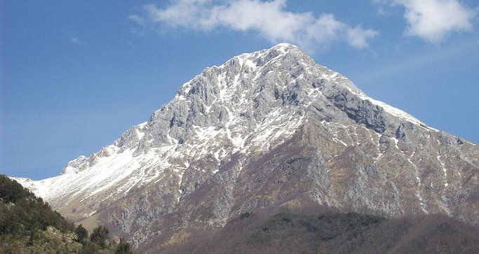 L'appello degli intellettuali per le Apuane, Rossi: