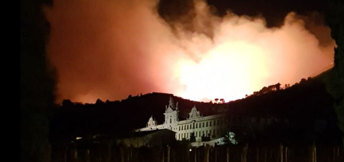 Incendio Monti Pisani - Tutti gli aggiornamenti ora per ora