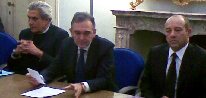 Rossi incontra la comunità Filippina: 50 mila euro dalla Regione per interventi urgenti