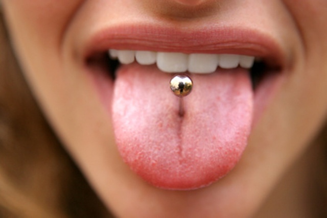Piercing e tatuaggi